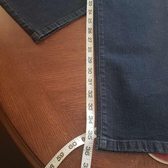 34/36 IZOD COMFORT STRETCH STRAIGHT FIT JEANS - Picture 4 of 6